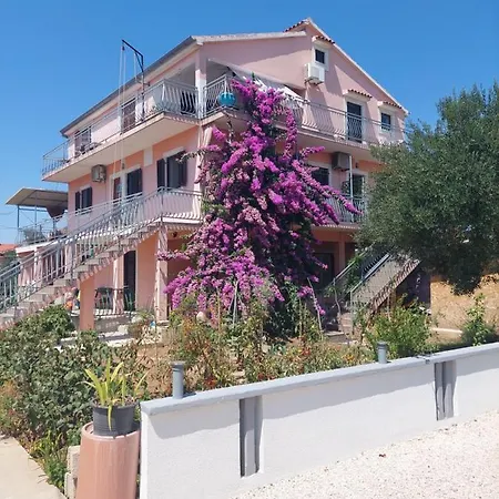 Apartmani Tajana Sukošan Exteriör bild