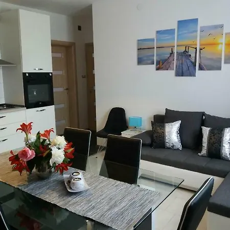 Apartmani Tajana Sukošan Exteriör bild